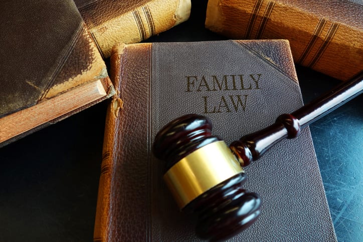 When Do You Need a Family Law Attorney?